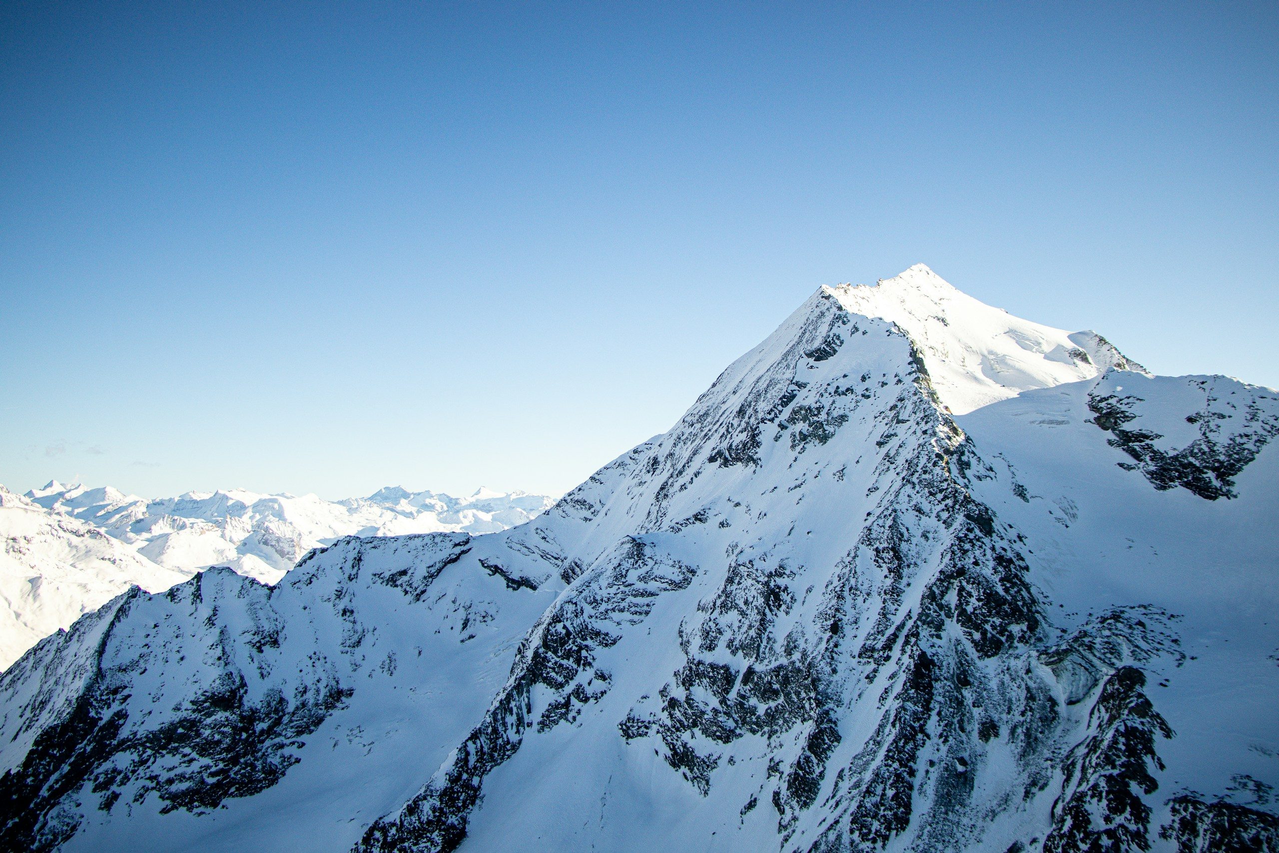 Sommet enneigé du domaine des Arcs